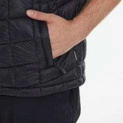 WHISTLER Weste Luis In Komfortabler Stepp-Ausführung 1001 Black 7 WHISTLER Weste Luis In Komfortabler Stepp-Ausführung 1001 Black -Galeria Geschäft unnamed file 1268