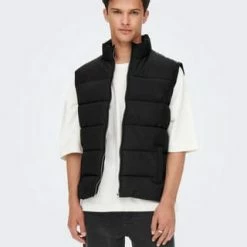 Only & Sons Weste Black 4 Only & Sons Weste Black -Galeria Geschäft unnamed file 1303