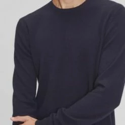 GALERIA Cashmere Pullover, Rundhals-Ausschnitt, Breite Rippabschlüsse, Für Herren 04 NAVY 4 GALERIA Cashmere Pullover, Rundhals-Ausschnitt, Breite Rippabschlüsse, Für Herren 04 NAVY -Galeria Geschäft unnamed file 2425