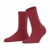 FALKE Cosy Wool Socken, Schurwolle-Kaschmir-Mix, Verstärkte Belastungszonen, Für Damen 8228 SCARLET -Galeria Geschäft unnamed file 640