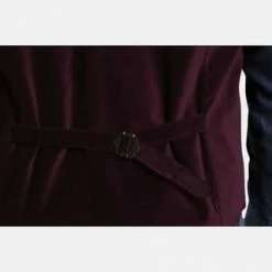 Charles Colby Weste DUKE KELLYS Dunkelrot 15 Charles Colby Weste DUKE KELLYS Dunkelrot -Galeria Geschäft unnamed file 817